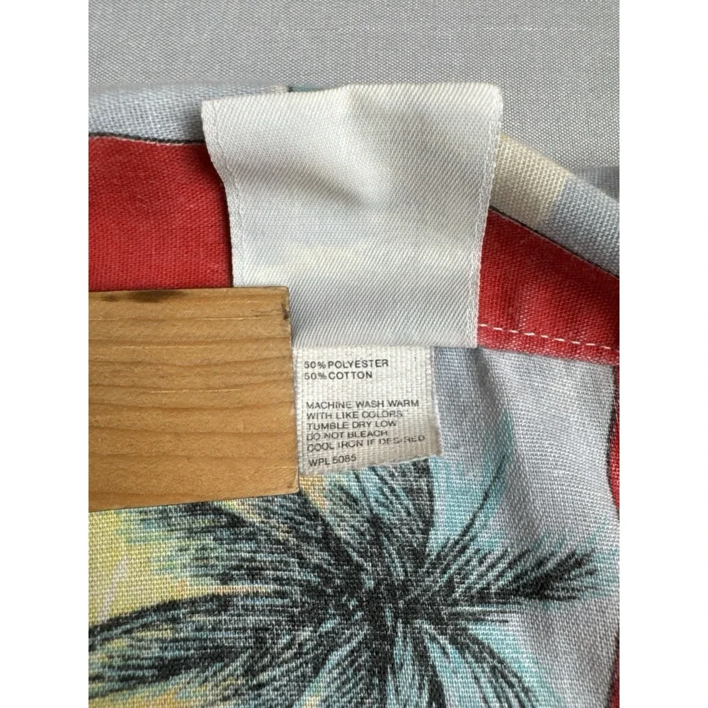 Vintage Oceanaire Hawaiian Shirt Mens Medium Floral Tropical Made in USA Red M